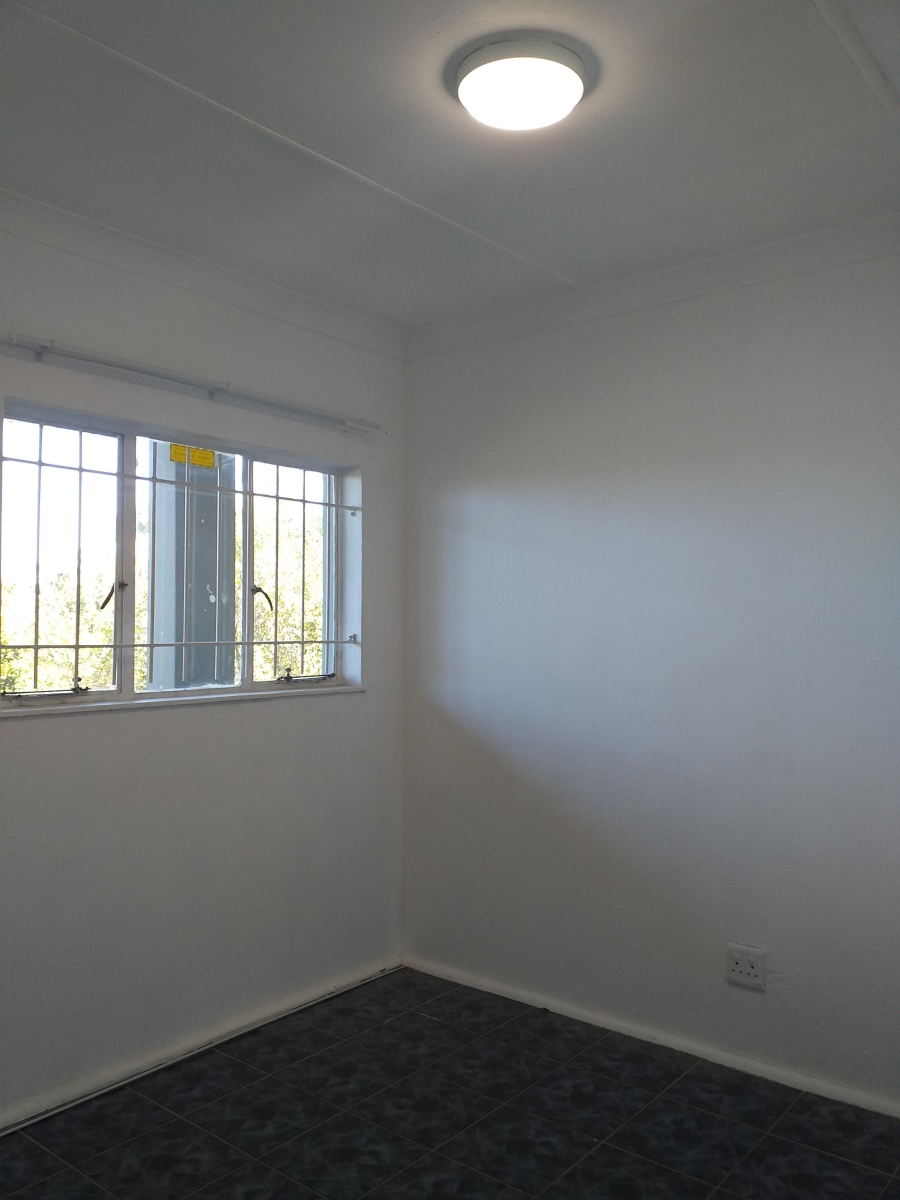 To Let 2 Bedroom Property for Rent in Southernwood Eastern Cape